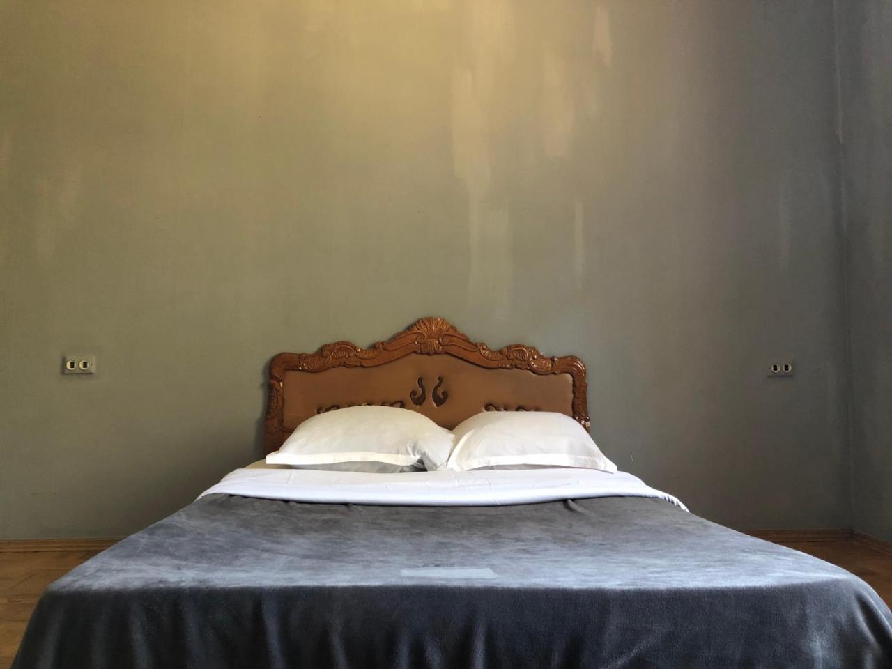 Lucky Family Hotel Тбилиси Экстерьер фото