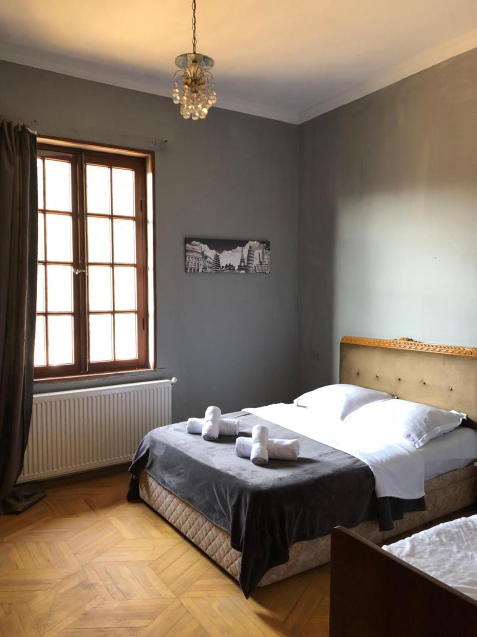Lucky Family Hotel Тбилиси Экстерьер фото