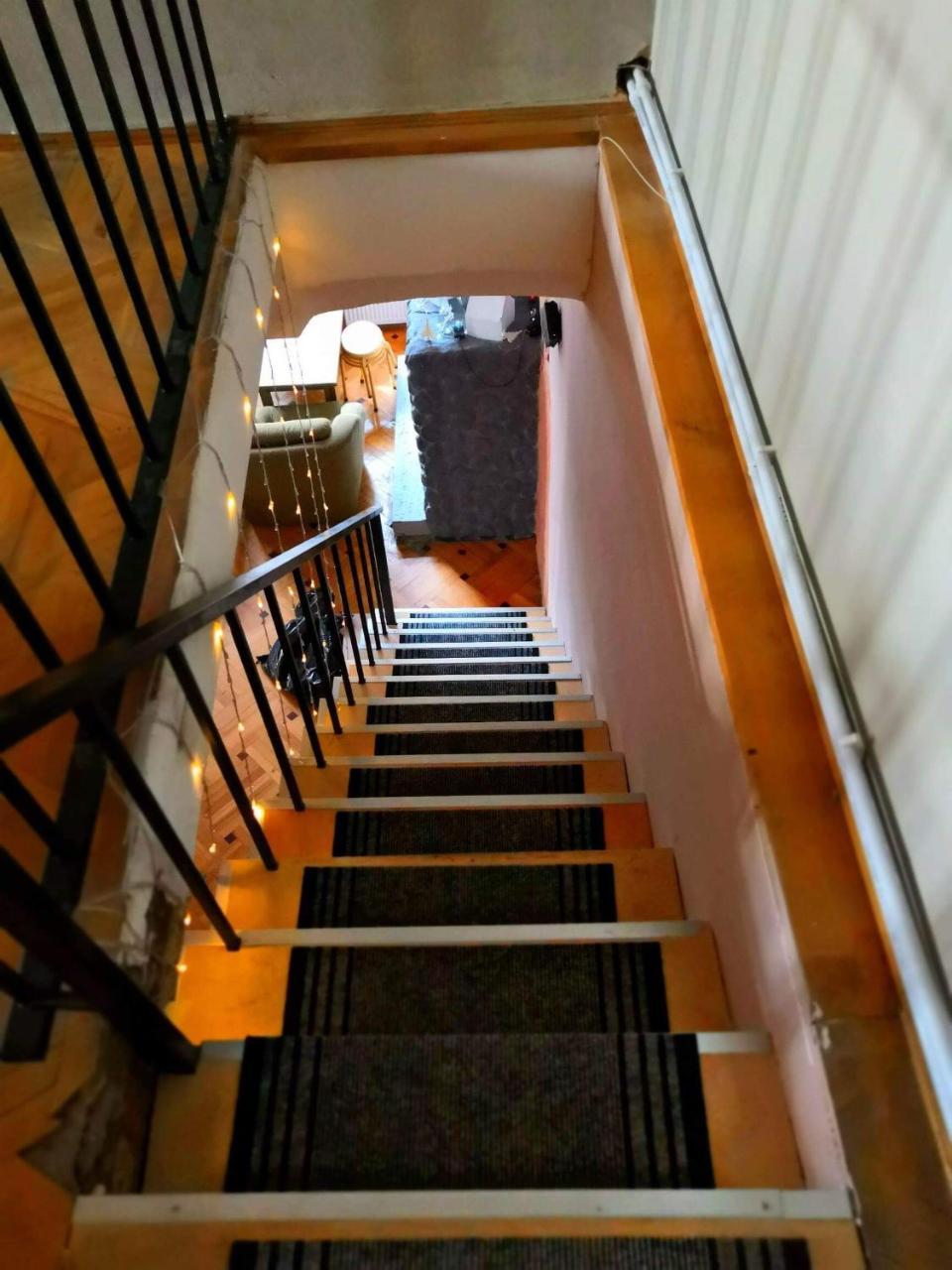 Lucky Family Hotel Тбилиси Экстерьер фото