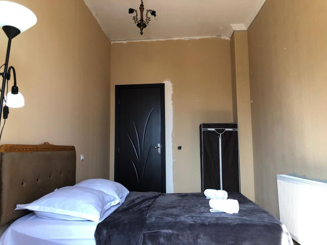 Lucky Family Hotel Тбилиси Экстерьер фото