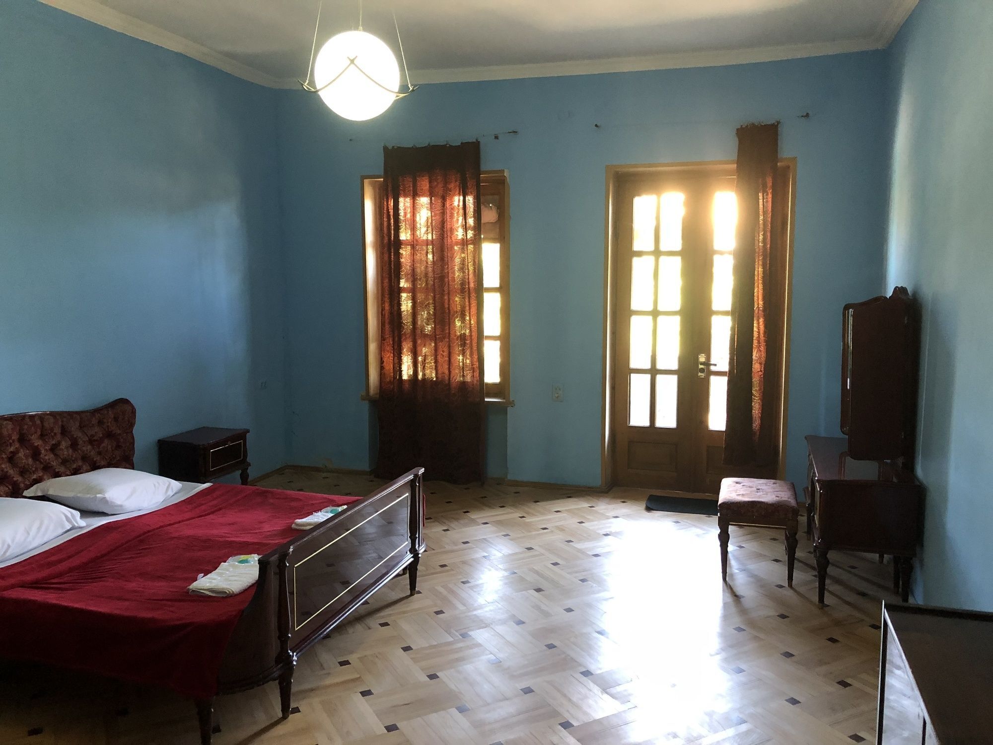 Lucky Family Hotel Тбилиси Экстерьер фото