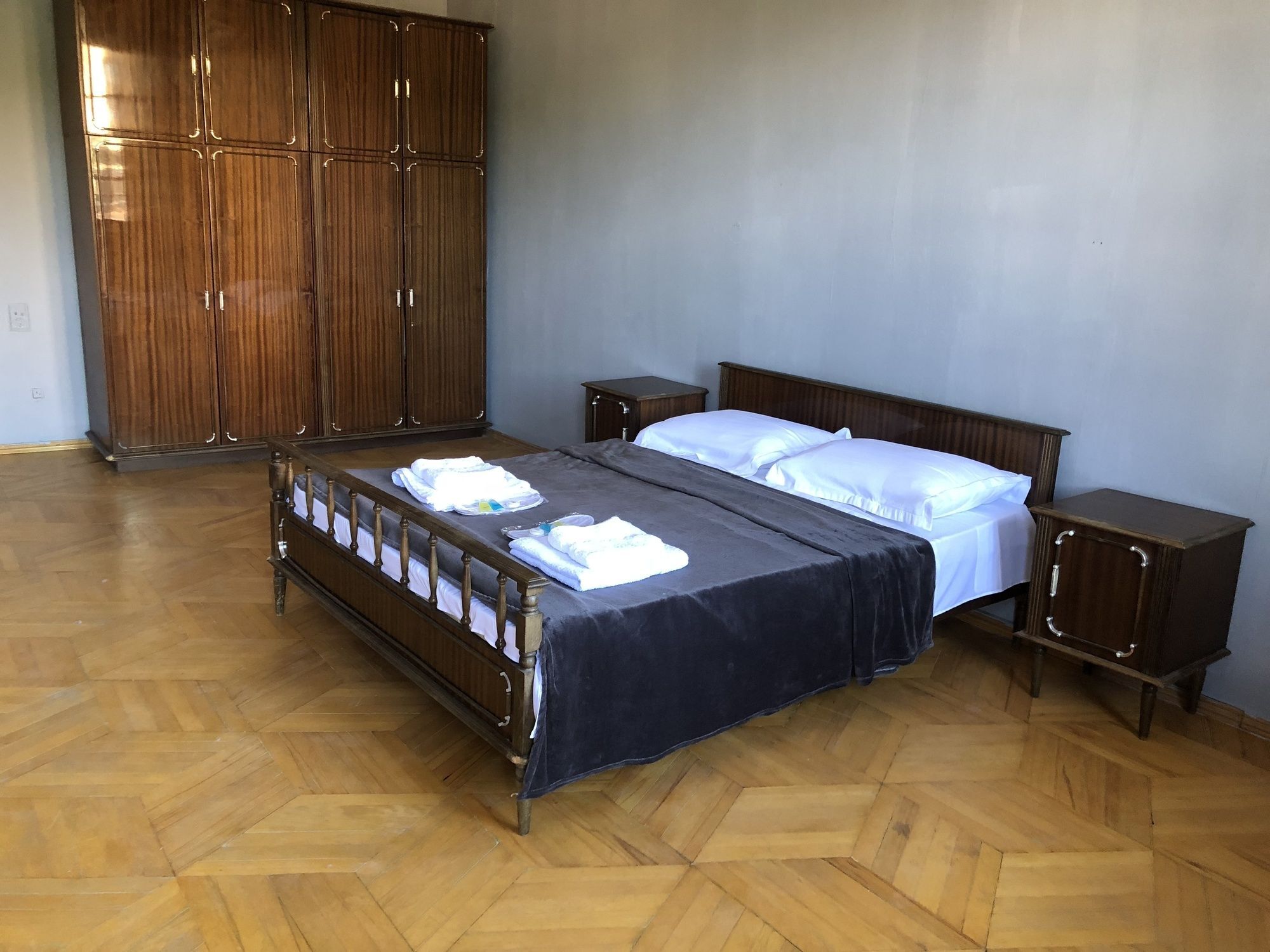 Lucky Family Hotel Тбилиси Экстерьер фото