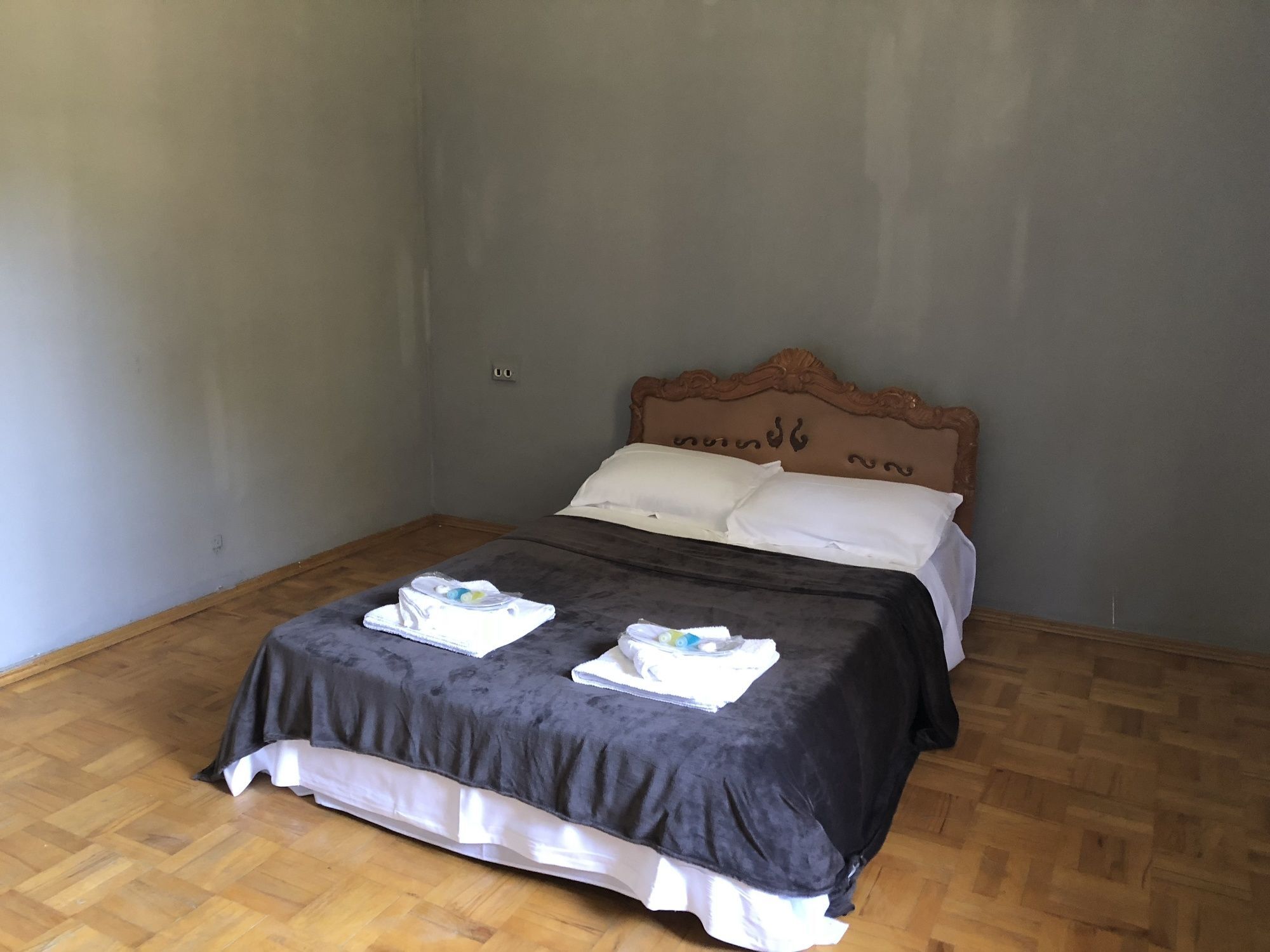 Lucky Family Hotel Тбилиси Экстерьер фото