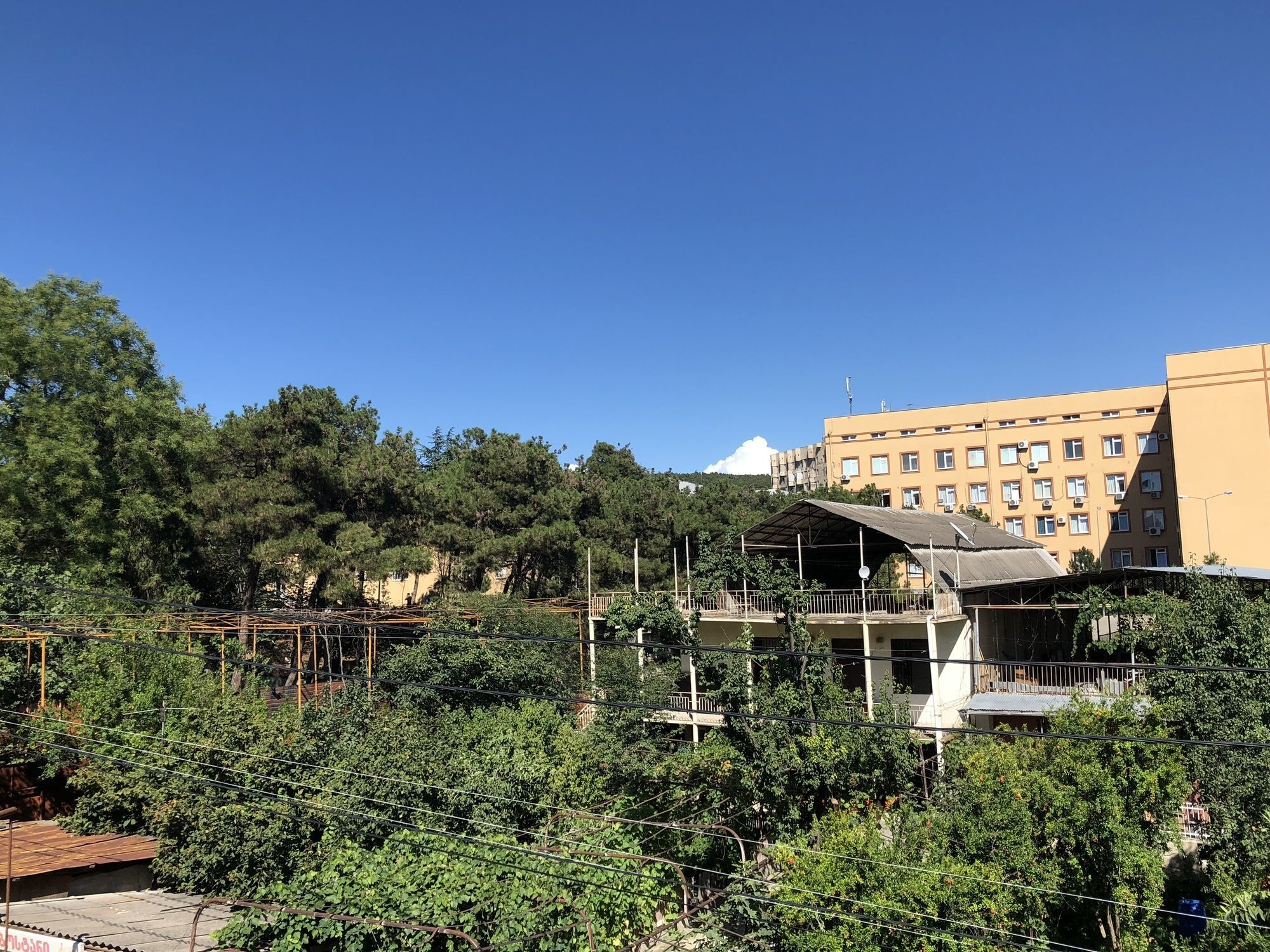 Lucky Family Hotel Тбилиси Экстерьер фото